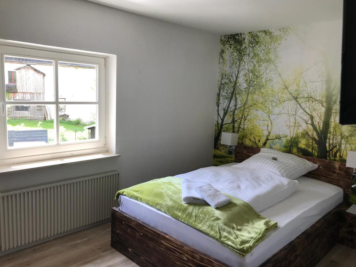 Landgasthof Zum Dorfkrug Schoneberg  Extérieur photo