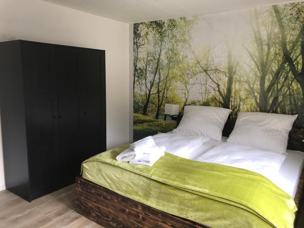 Landgasthof Zum Dorfkrug Schoneberg  Extérieur photo